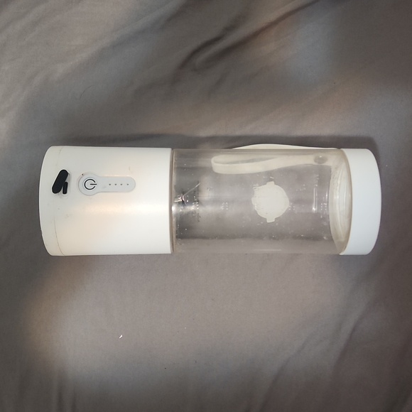 Blender - Picture 1 of 3